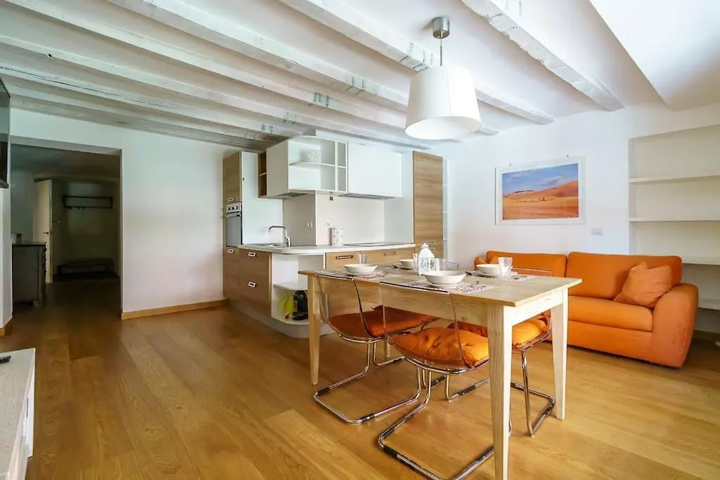 Brera-Moscova Duomo 15 Minuti A Piedi Apartment Milan Italy